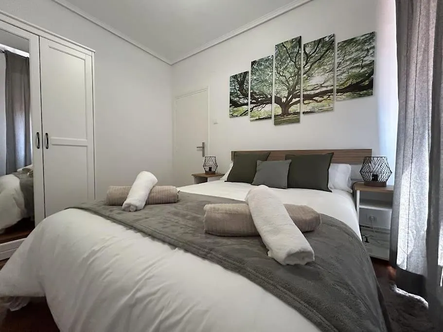 Deusto Apartment Bilbao 0*,  Spain
